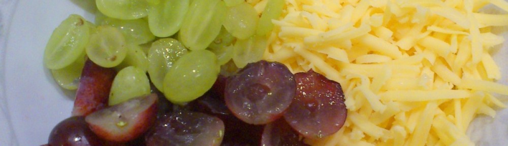 składniki sałatki z winogron z czosnkiem