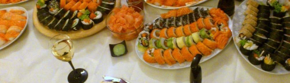Taki sobie zastawiony stół z sushi